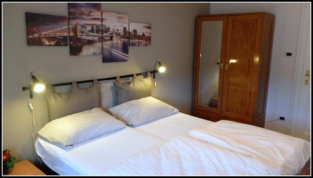 B&B Piazza Goldoni Trieste Bagian luar foto